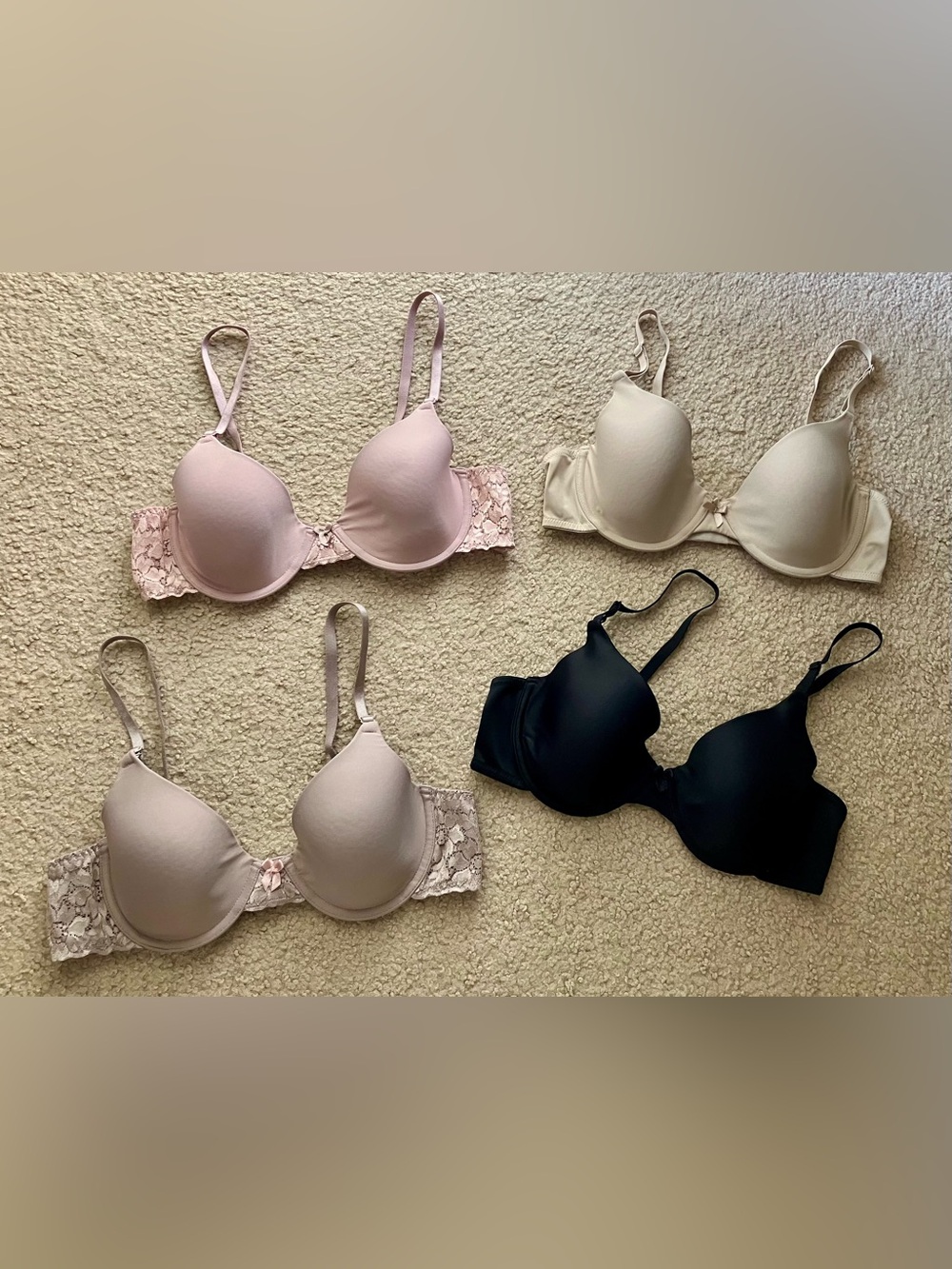Maidenform 🎀 beautiful lace and t shirt bras 🖤
